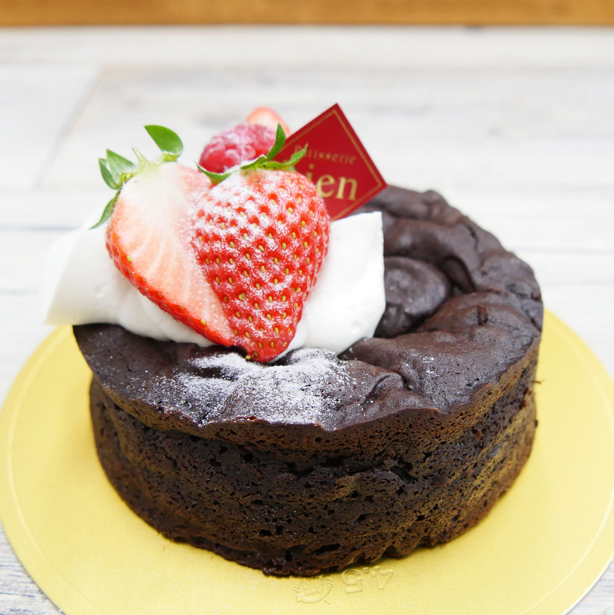 ガトーショコラホール｜ホールケーキ｜ケーキとスイーツの洋菓子店